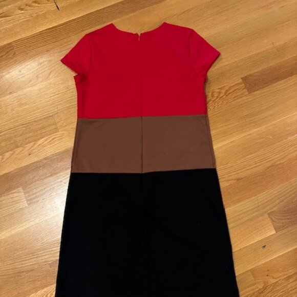 Like New Excellent Condition Ann Taylor Loft Color Block Short Sleeve Petites 2P - Picture 2 of 3